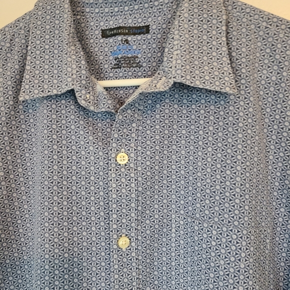 (632) Van Heusen Men's Short Sleeve Button Down Shirt, Size: Large Color: Blue - Picture 6 of 12